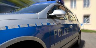 Die Polizei bittet Zeugen um Hinweise.